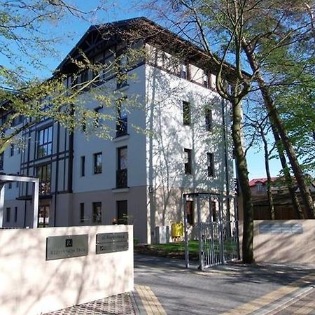 Apartament "Rezydencja Park" W Mielnie Großmöllen Zimmer foto